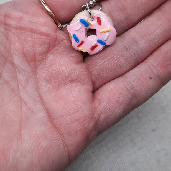 Handmade donut earrings - Picture 4 of 4